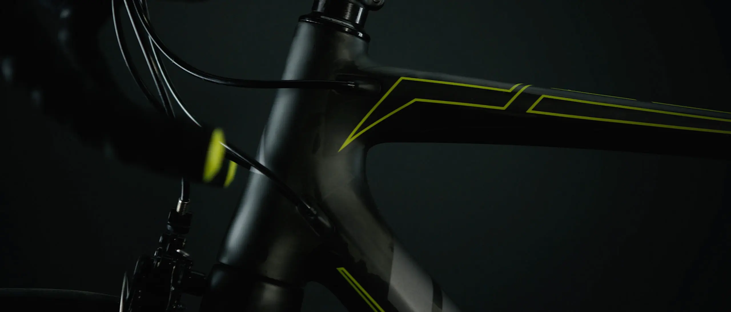 New-Thought-Fuji-Bikes-Film-Production-SL-Bike-Frame-Headtube-And-Handle-Bar-fullscreen
